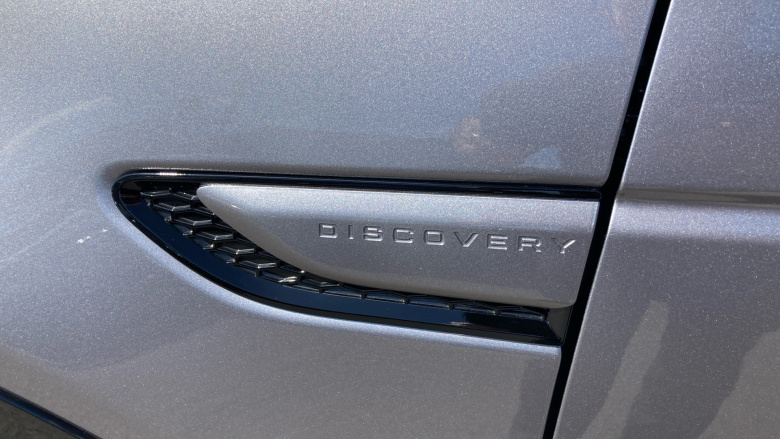 Land Rover Discovery Sport 1.5 P270e Dynamic SE 5dr Auto [5 Seat] Station Wagon